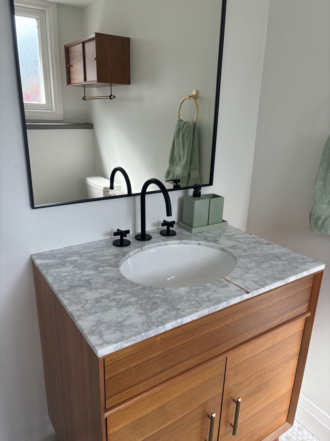 Finished vanity detail